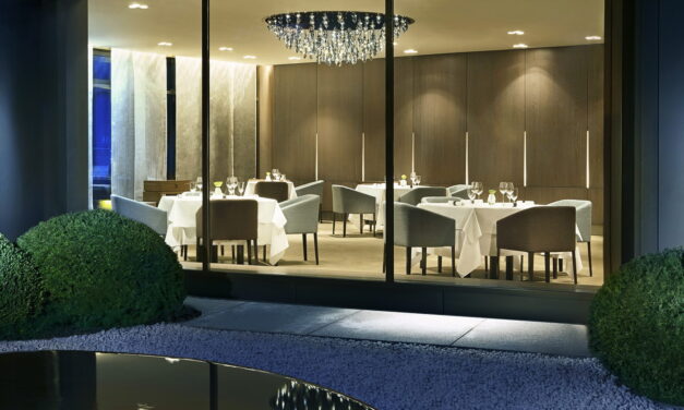 Das 3-Ster­ne-Restau­rant Aqua im The Ritz-Carl­ton, Wolfs­burg
